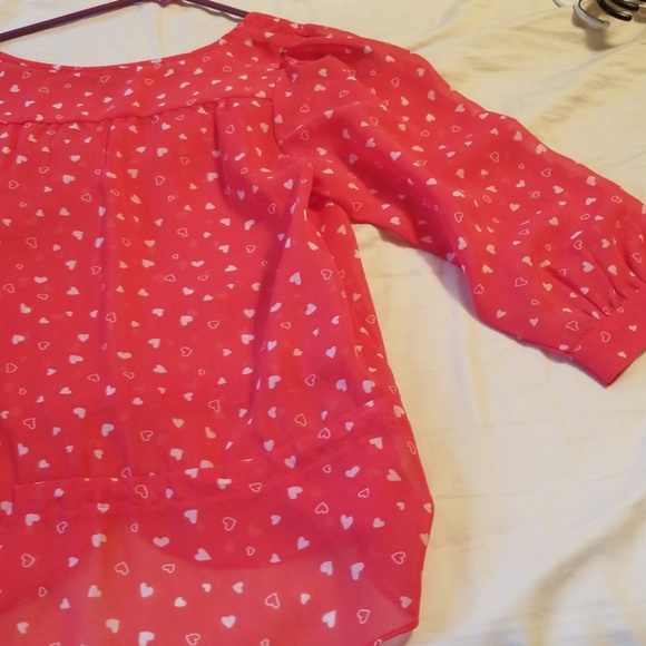 Heart patterned blouse - Picture 3 of 3